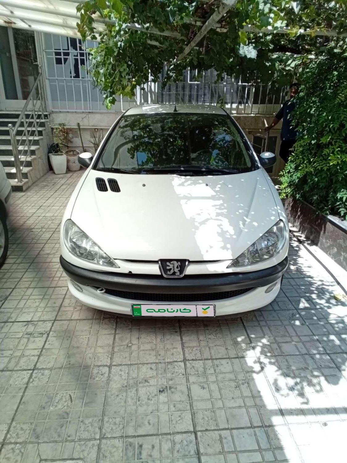 پژو ۲۰۶ صندوق دار v8 - 1397