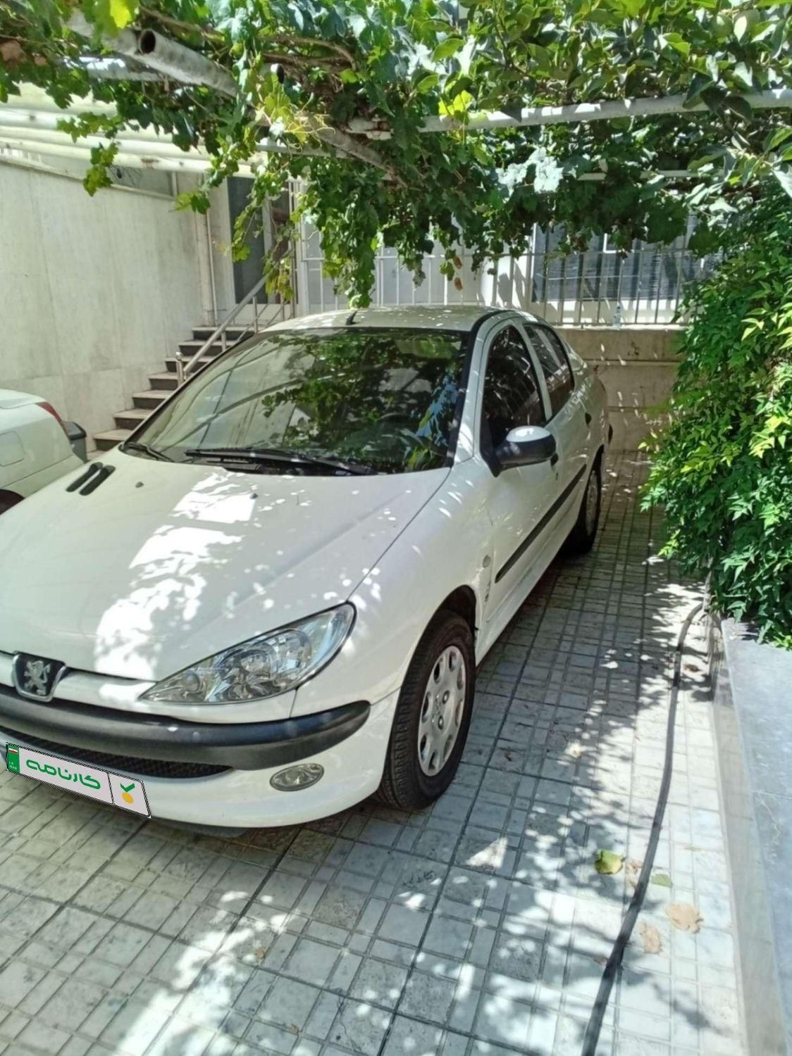 پژو ۲۰۶ صندوق دار v8 - 1397