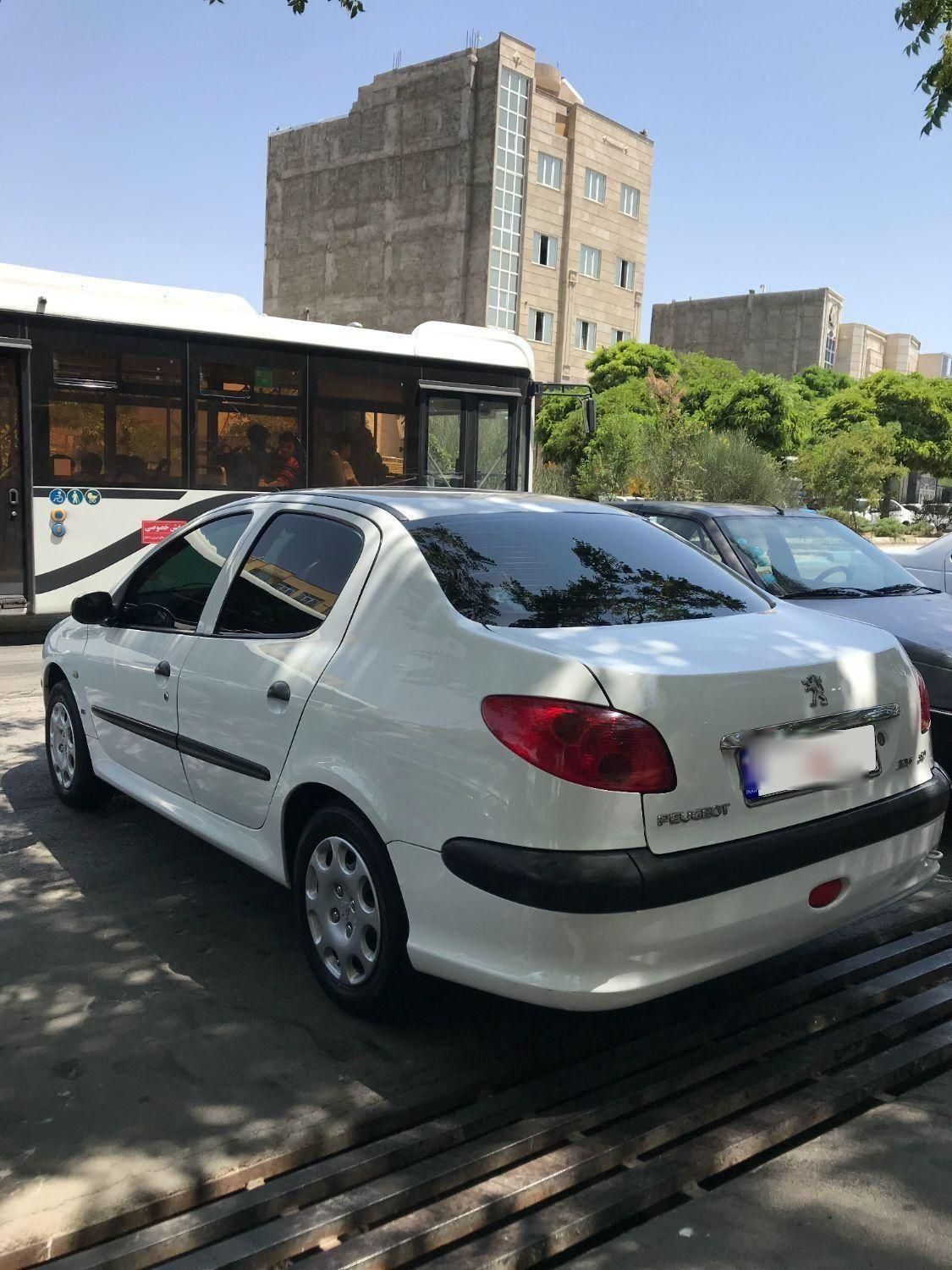 پژو ۲۰۶ صندوق دار v8 - 1395