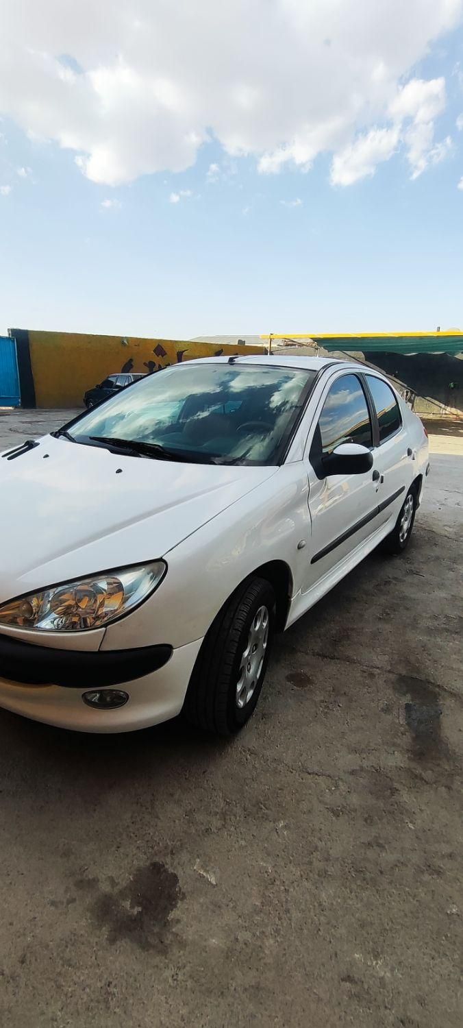 پژو ۲۰۶ صندوق دار v8 - 1390