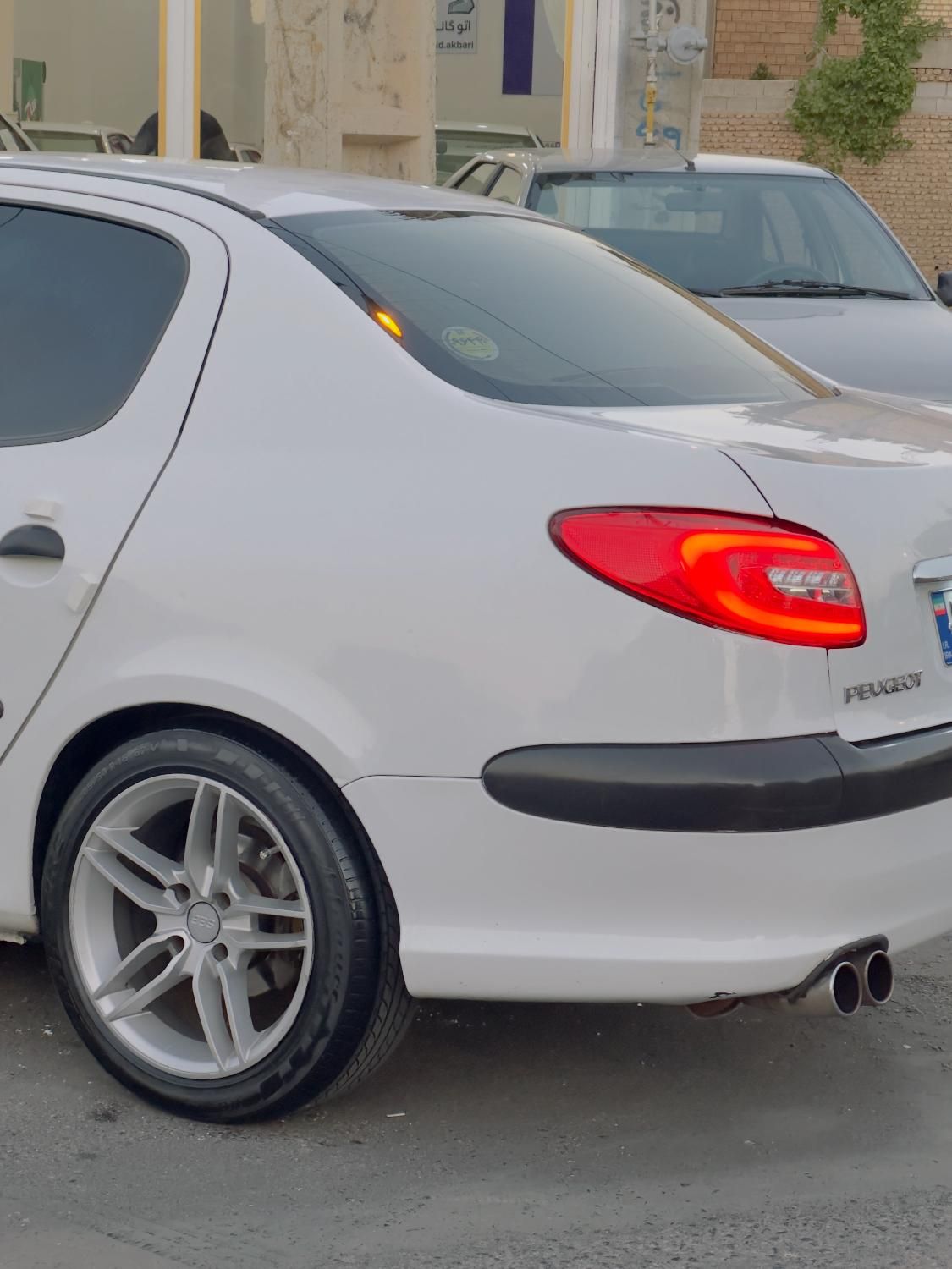 پژو ۲۰۶ صندوق دار v8 - 1390