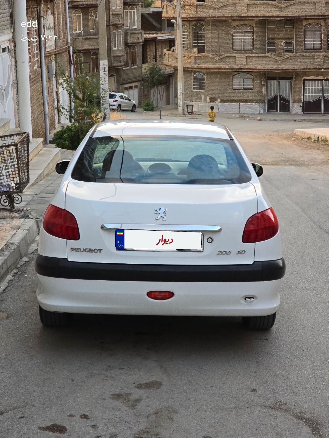 پژو ۲۰۶ صندوق دار v8 - 1390
