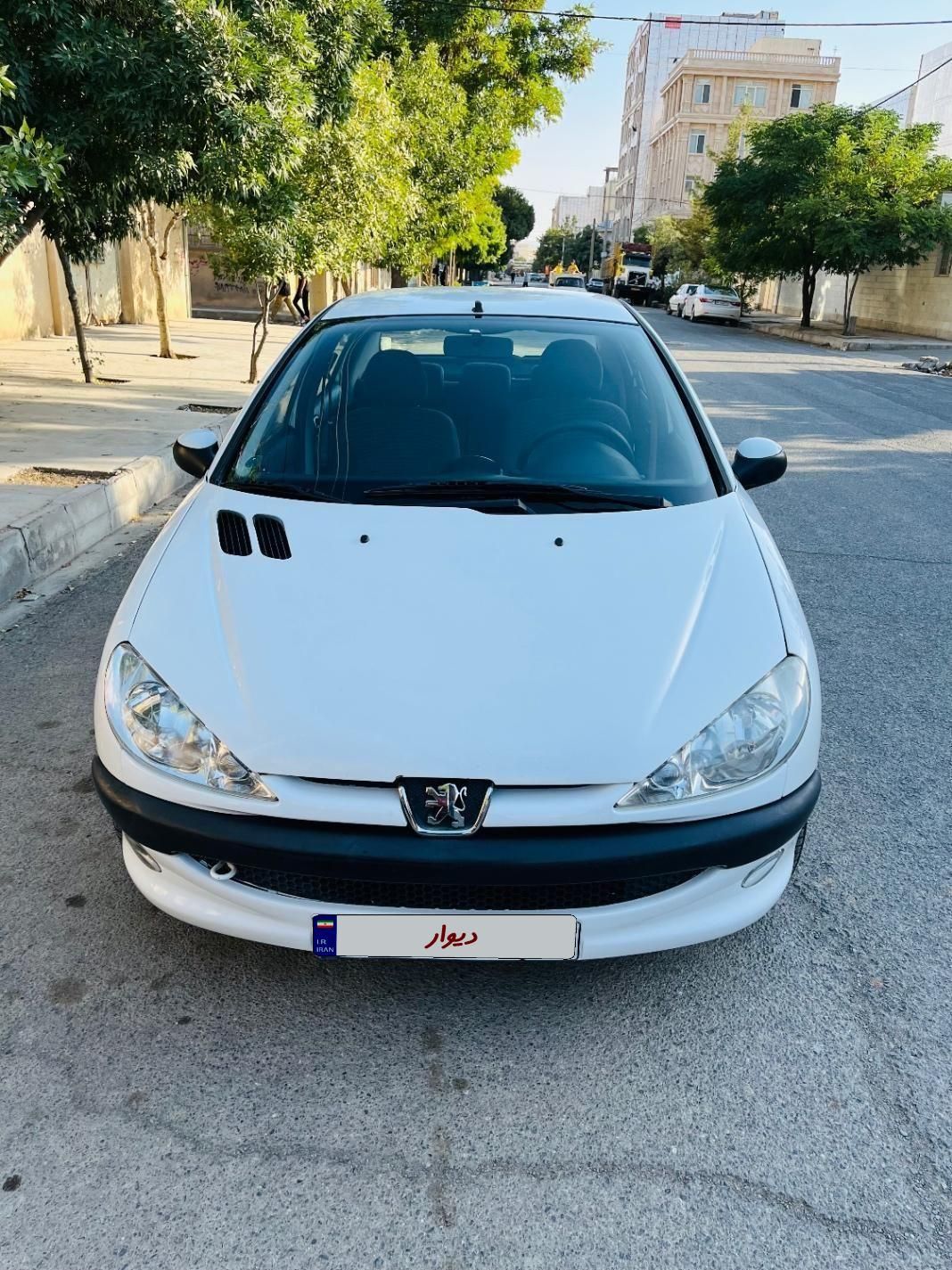 پژو ۲۰۶ صندوق دار v8 - 1394