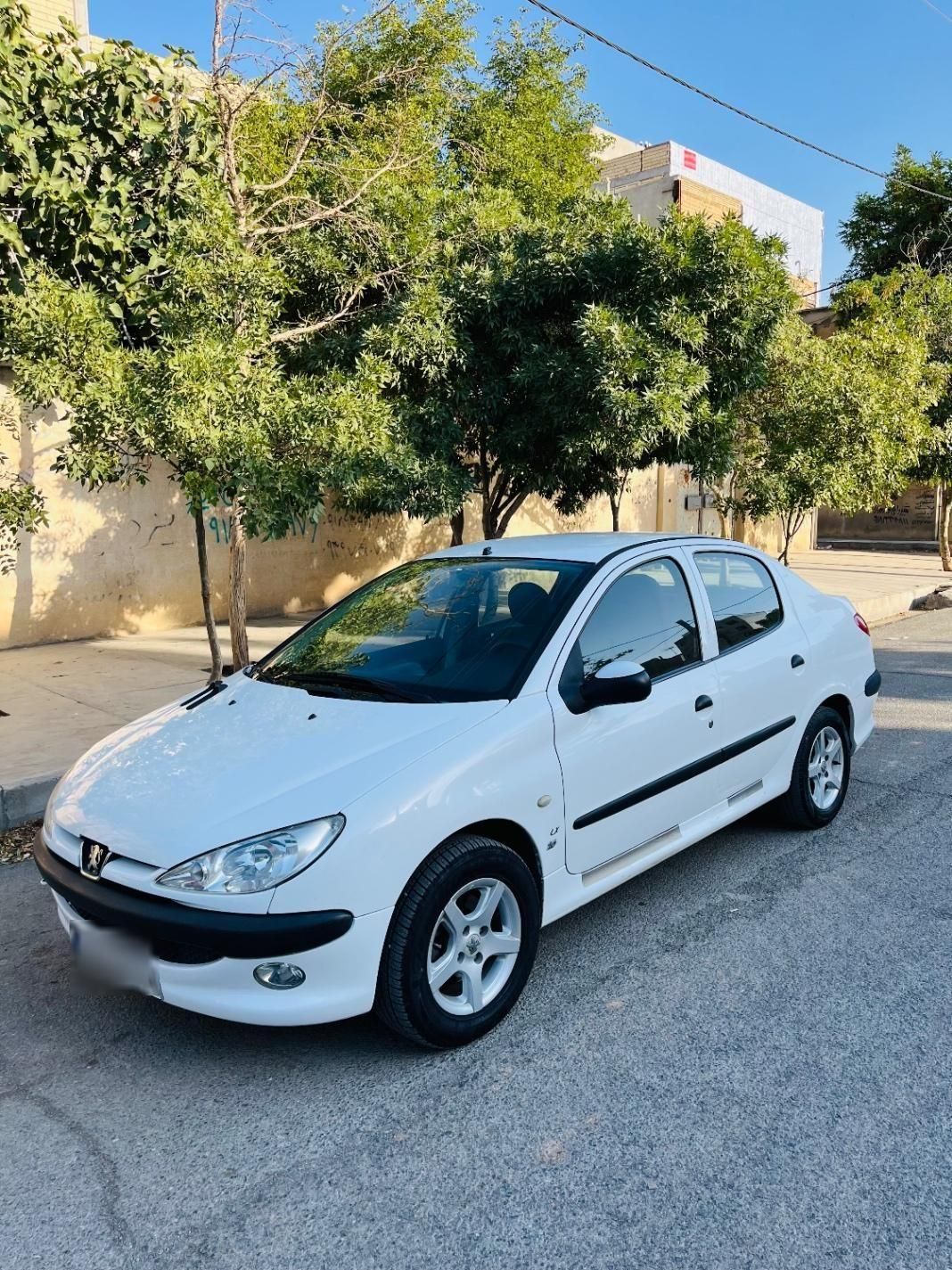 پژو ۲۰۶ صندوق دار v8 - 1394