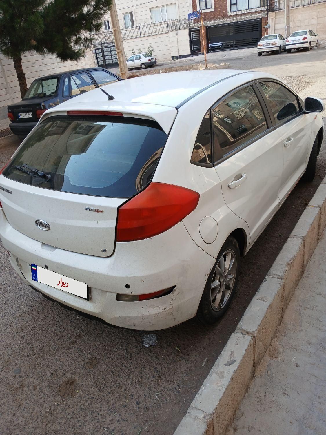 ام وی ام 315 هاچ بک ساده دنده ای - 1391