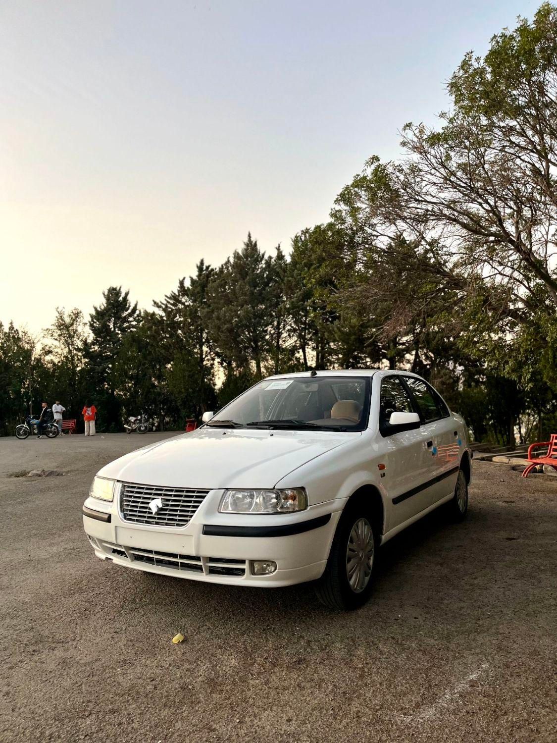 سمند LX XU7 - 1395