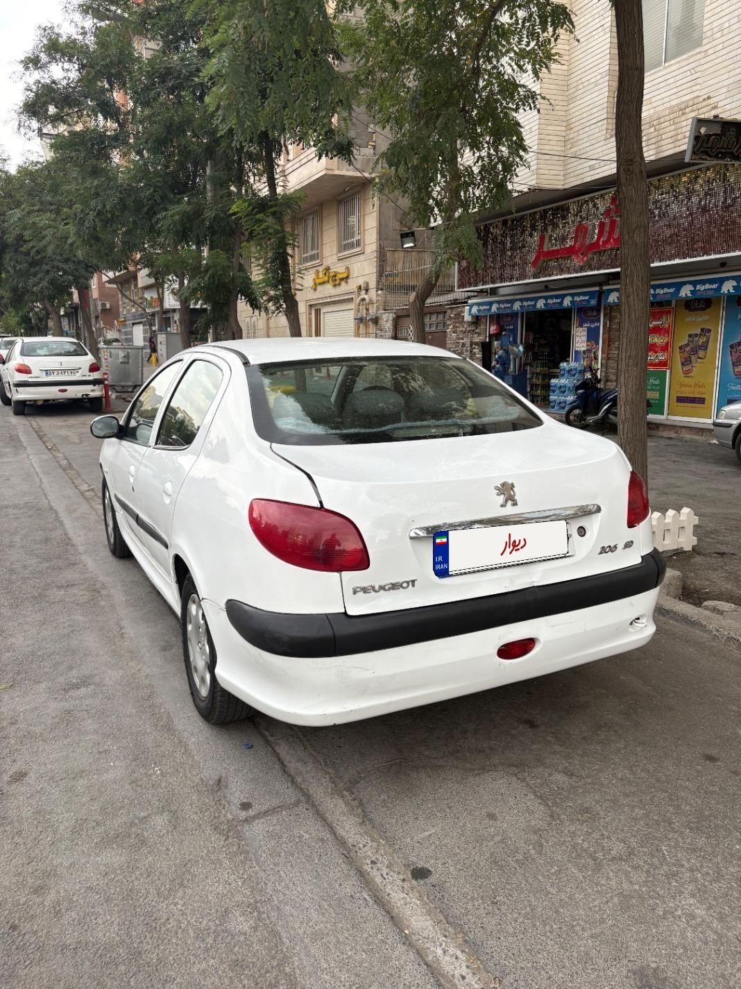 پژو ۲۰۶ صندوق دار v8 - 1390