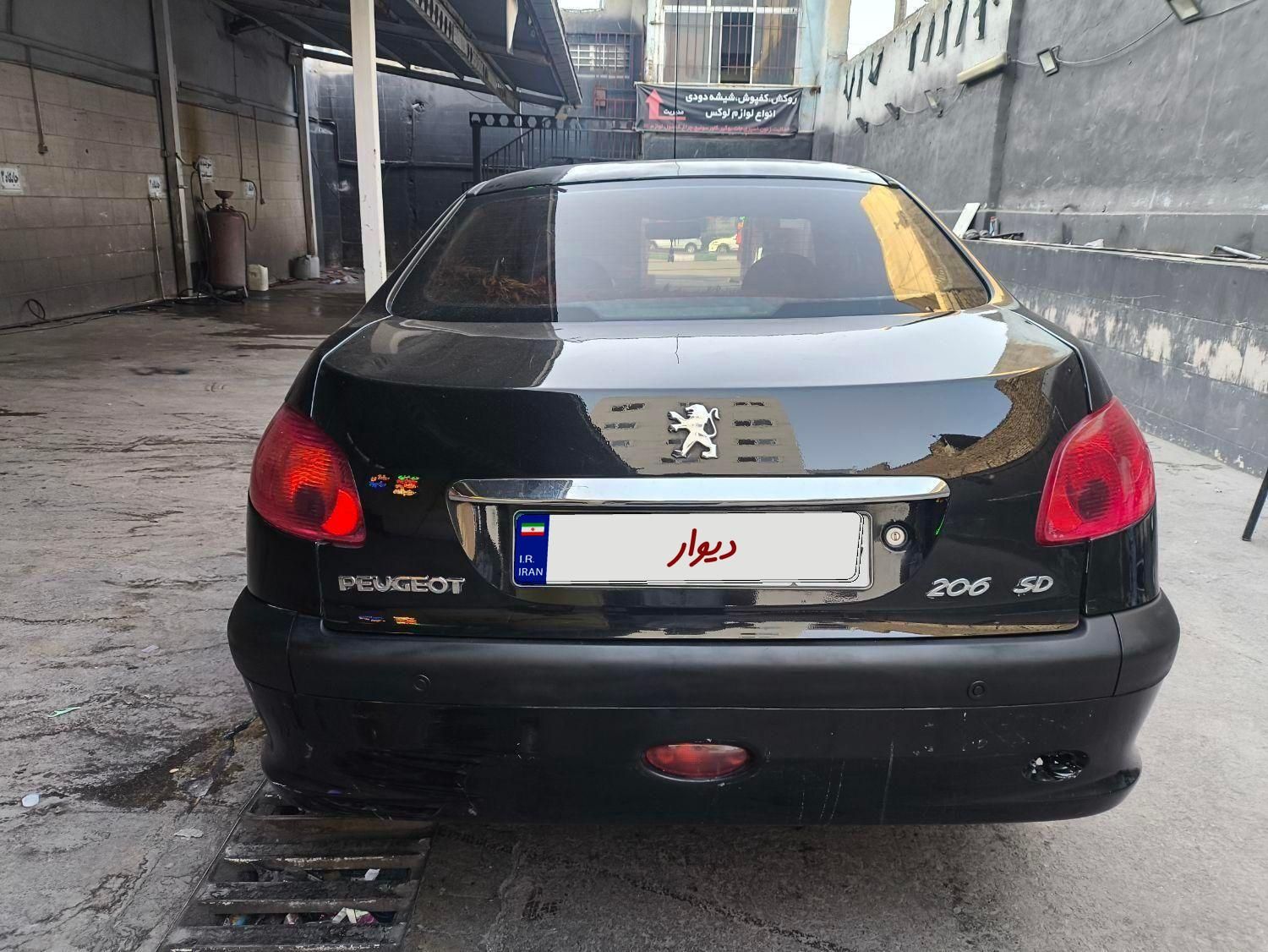 پژو ۲۰۶ صندوق دار v8 - 1393