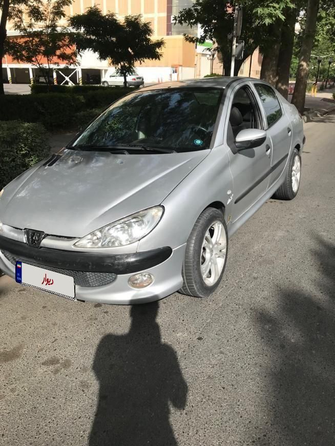 پژو ۲۰۶ صندوق دار v8 - 1386