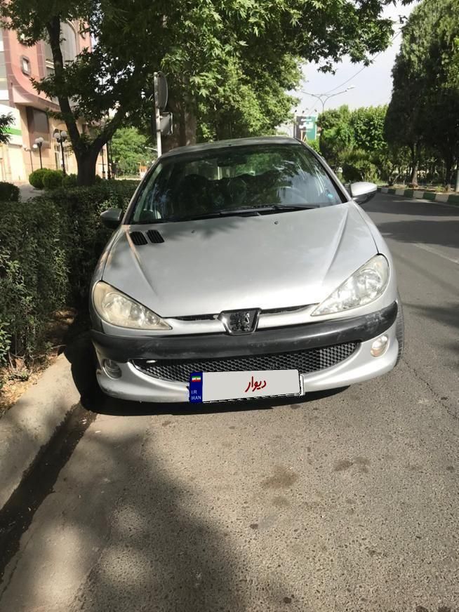 پژو ۲۰۶ صندوق دار v8 - 1386
