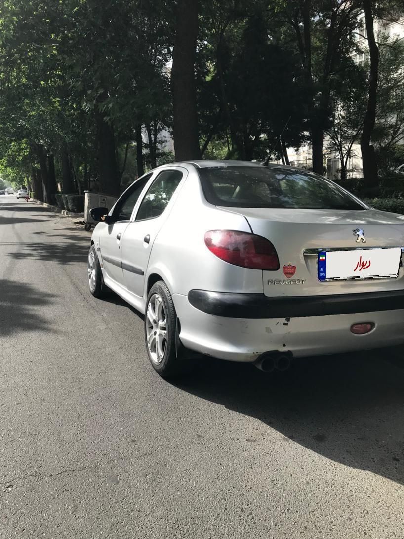 پژو ۲۰۶ صندوق دار v8 - 1386