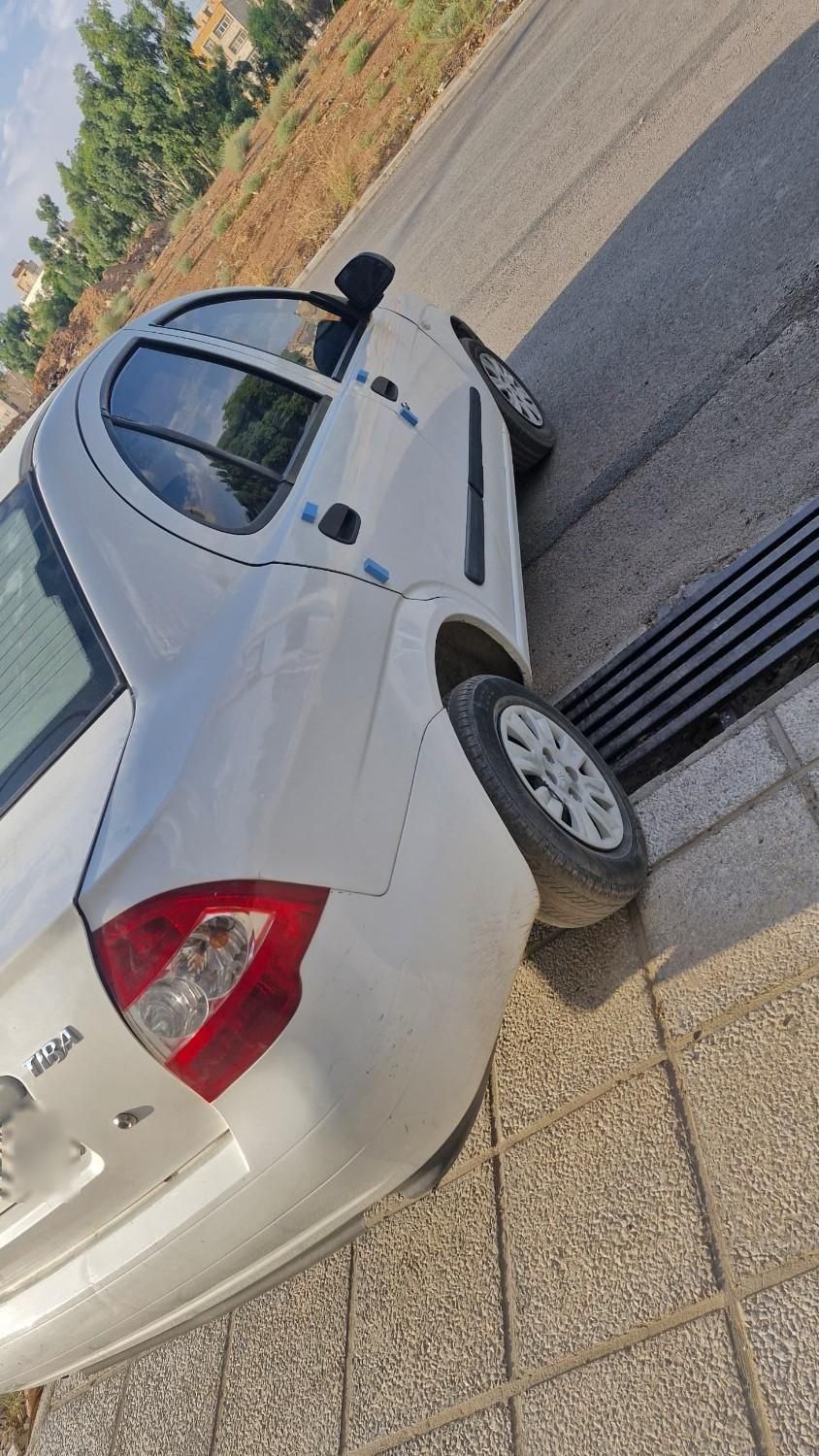 تیبا صندوق دار SX - 1395