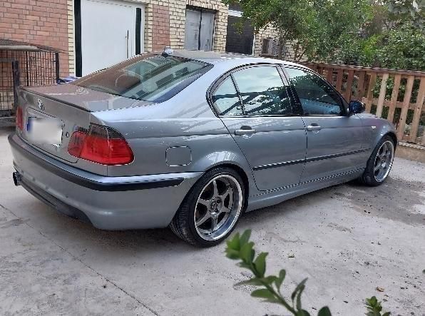 ب ام و سری 3 سدان 320i - 2005