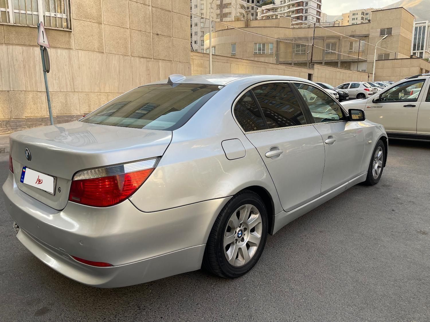 ب ام و سری 5 520i - 2005