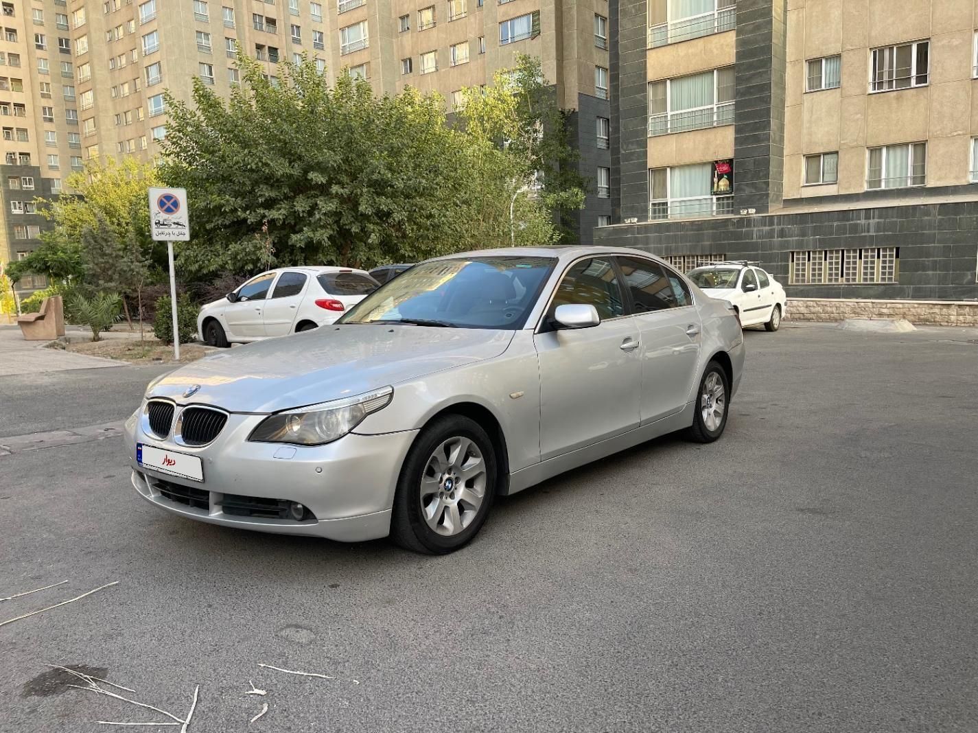 ب ام و سری 5 520i - 2005