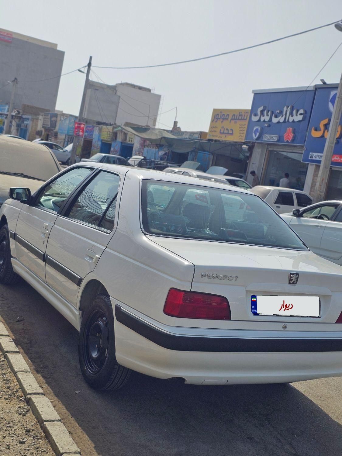 پژو پارس XU7P - 1402