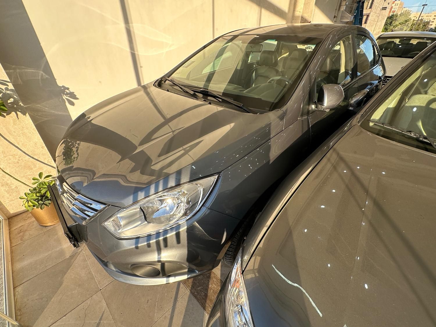جک J4 اتوماتیک ساده - 1403