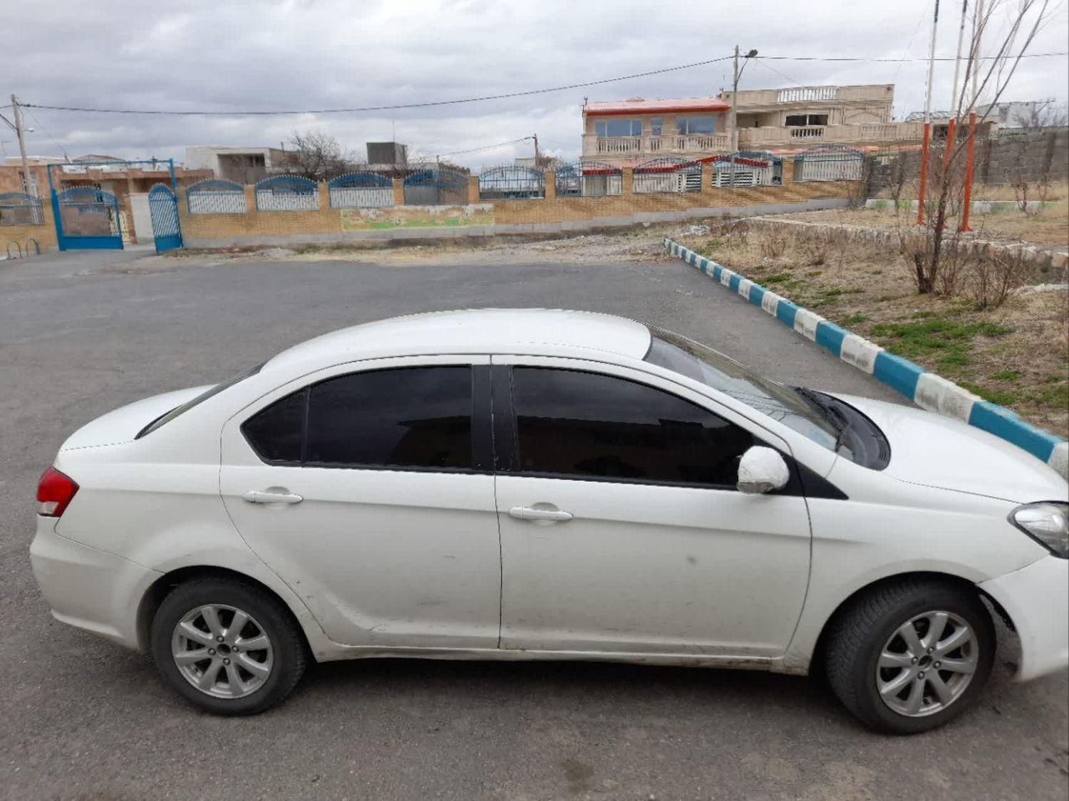 گریت وال ولکس C30 دنده‌ ای - 1391