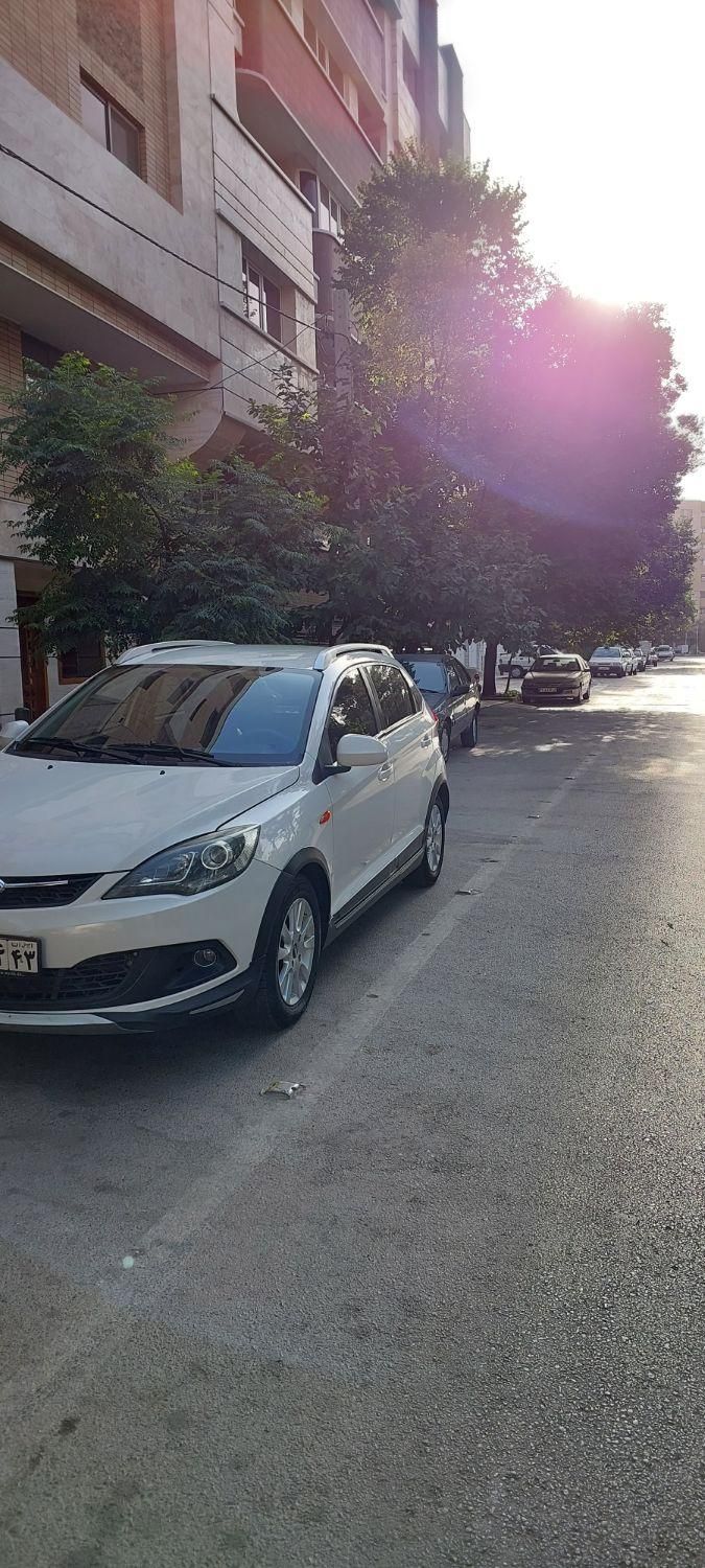 ام وی ام 315 هاچ بک اسپرت اکسلنت - 1397