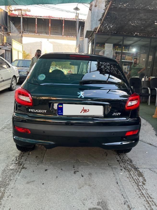 پژو ۲۰۷ صندوق دار دنده ای - 1402