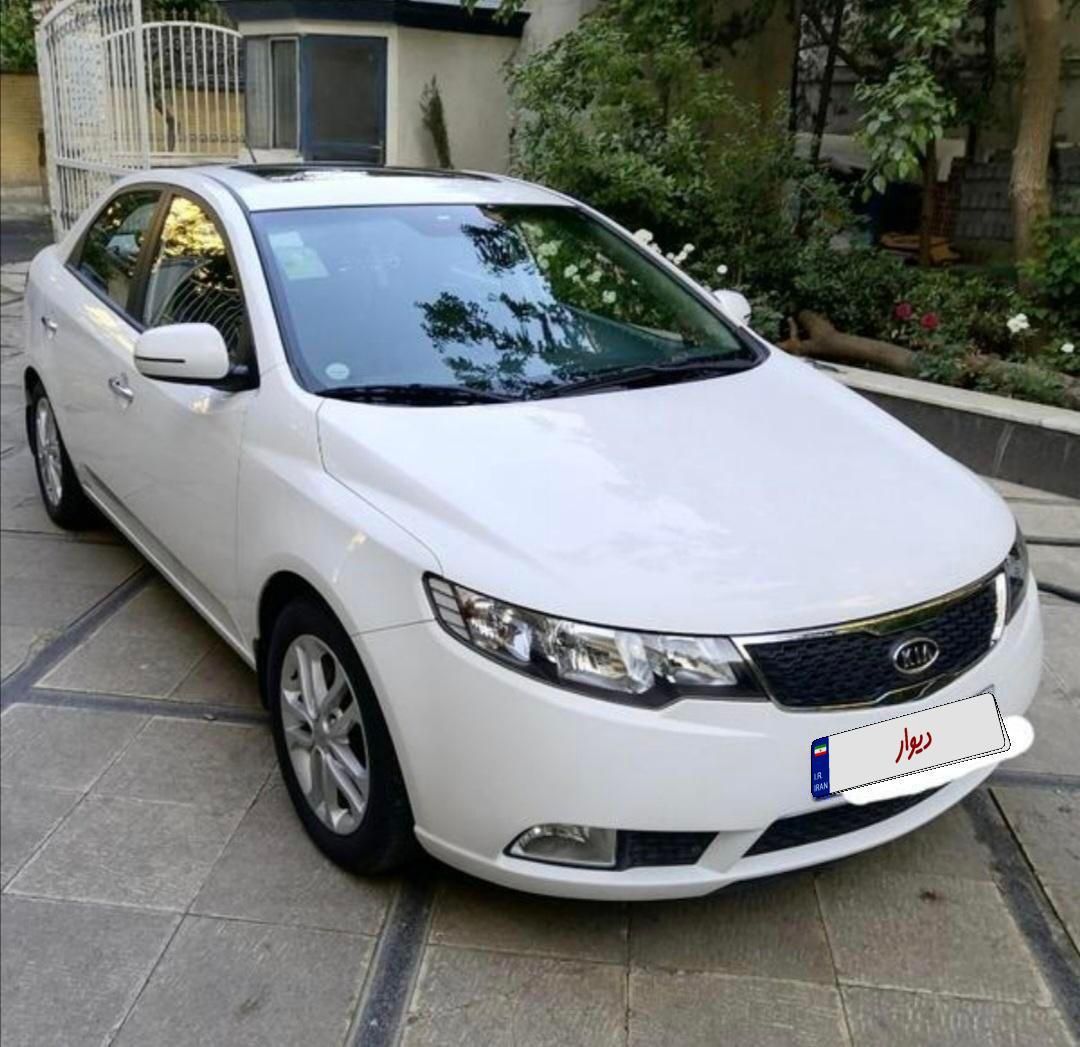 خودرو کیا، سراتو مونتاژ آگهی ann_19402361