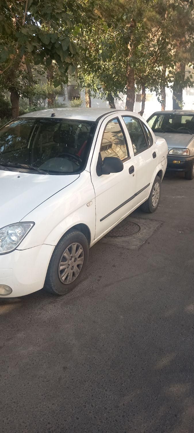 تیبا صندوق دار SX - 1396