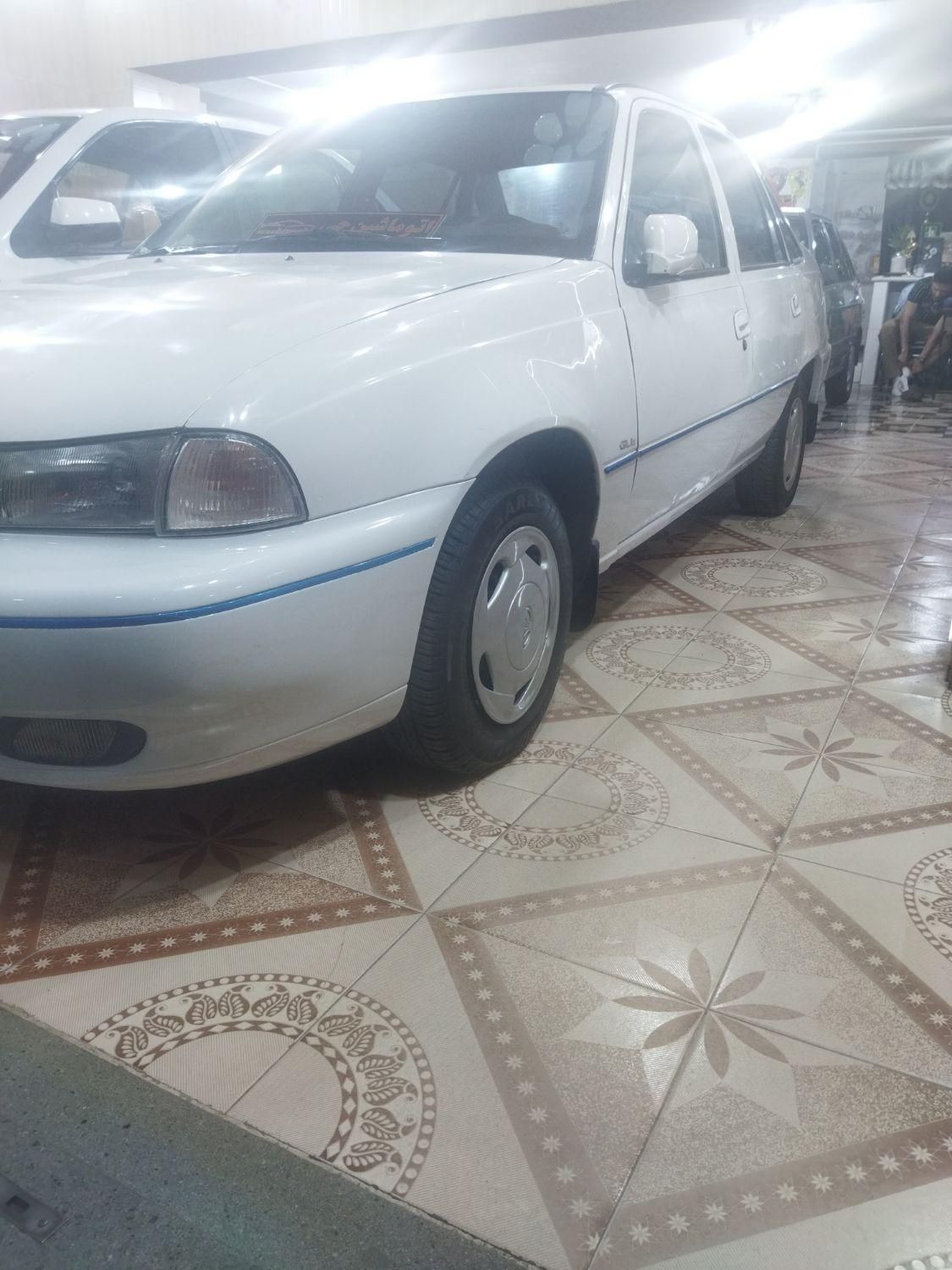 دوو سیلو سدان - 1381