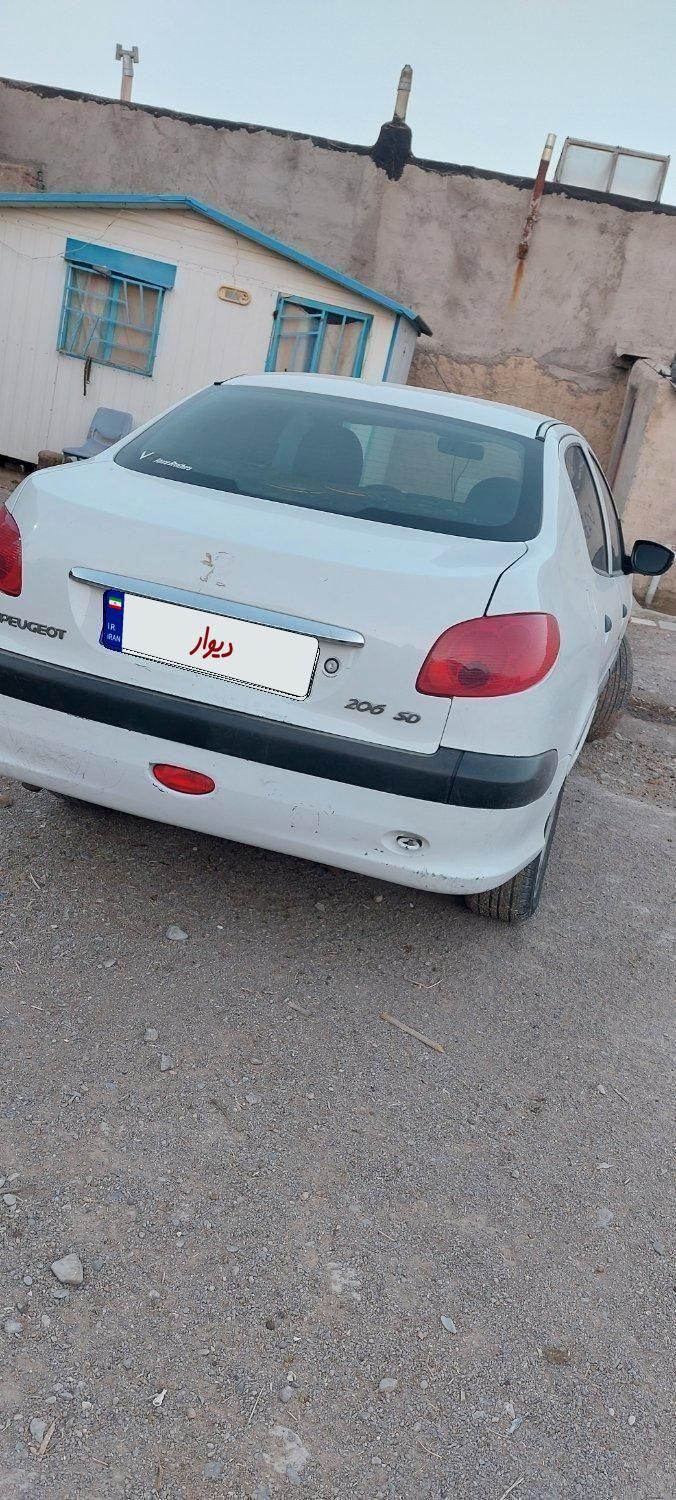 پژو ۲۰۶ صندوق دار v8 - 1389