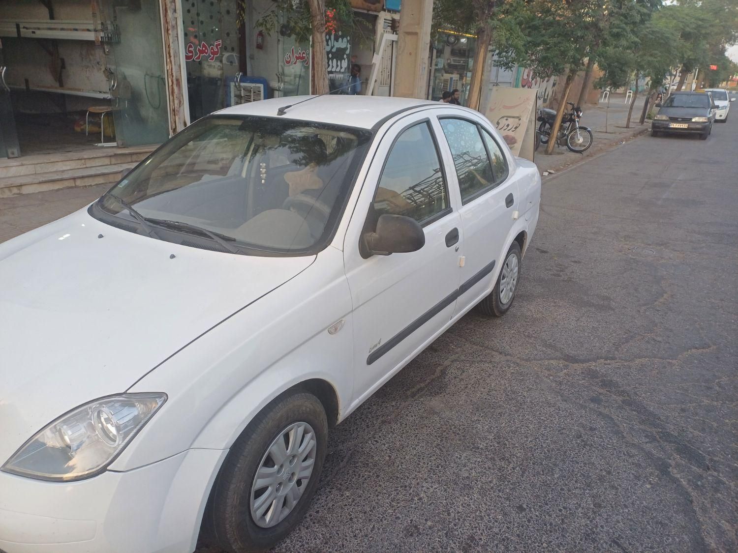 تیبا صندوق دار SX - 1393