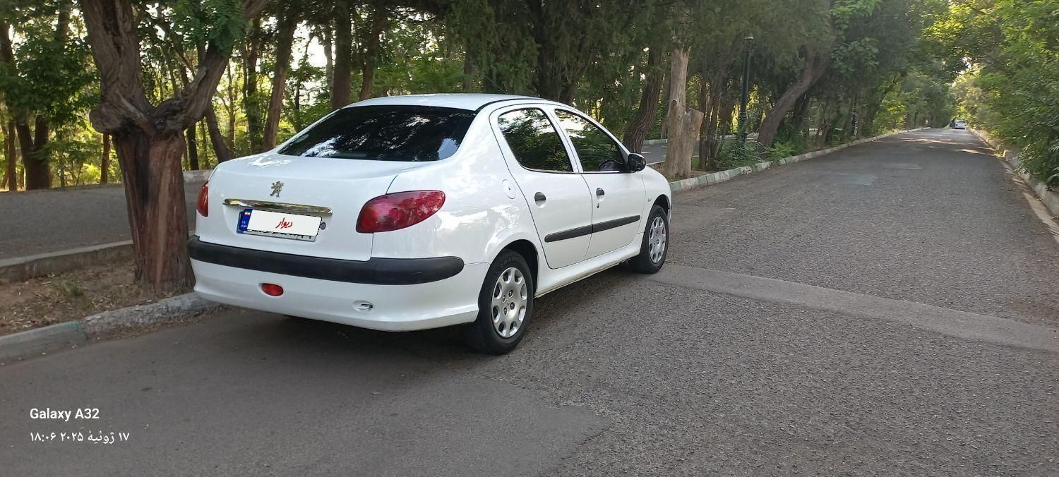 پژو ۲۰۶ صندوق دار v8 - 1398
