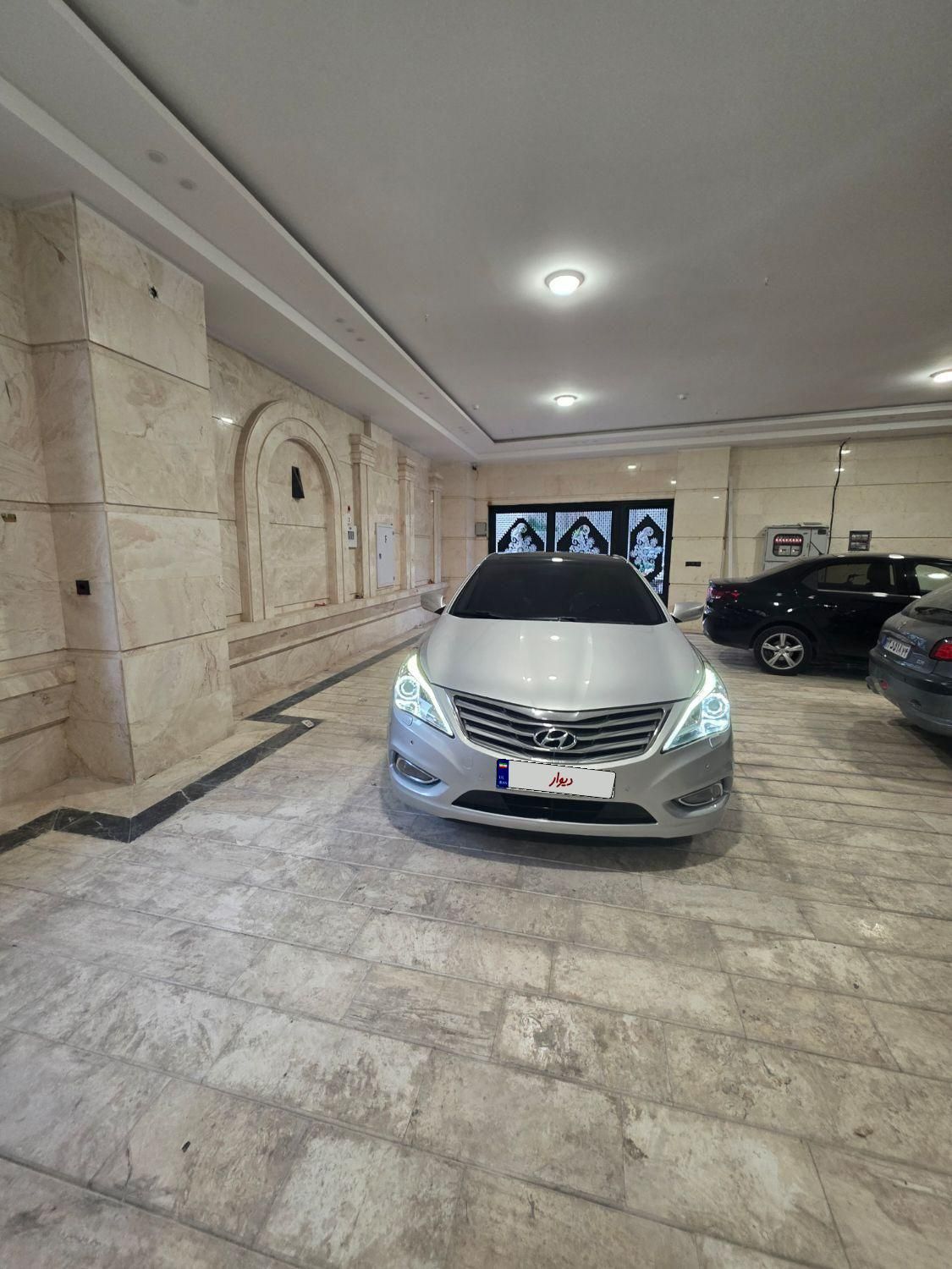 هیوندای آزرا (گرنجور) 3300cc - 2013