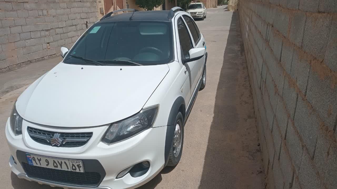 خودرو کوییک، R آگهی ann_19403024