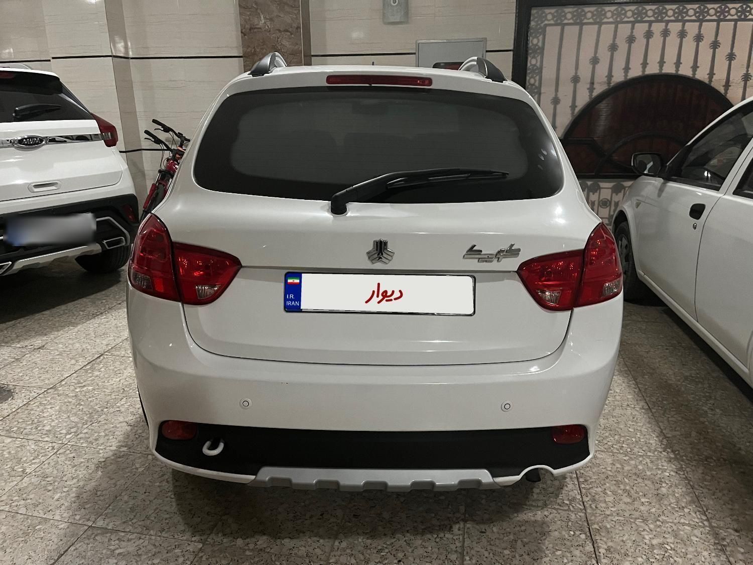 خودرو کوییک، معمولی آگهی ann_19403028