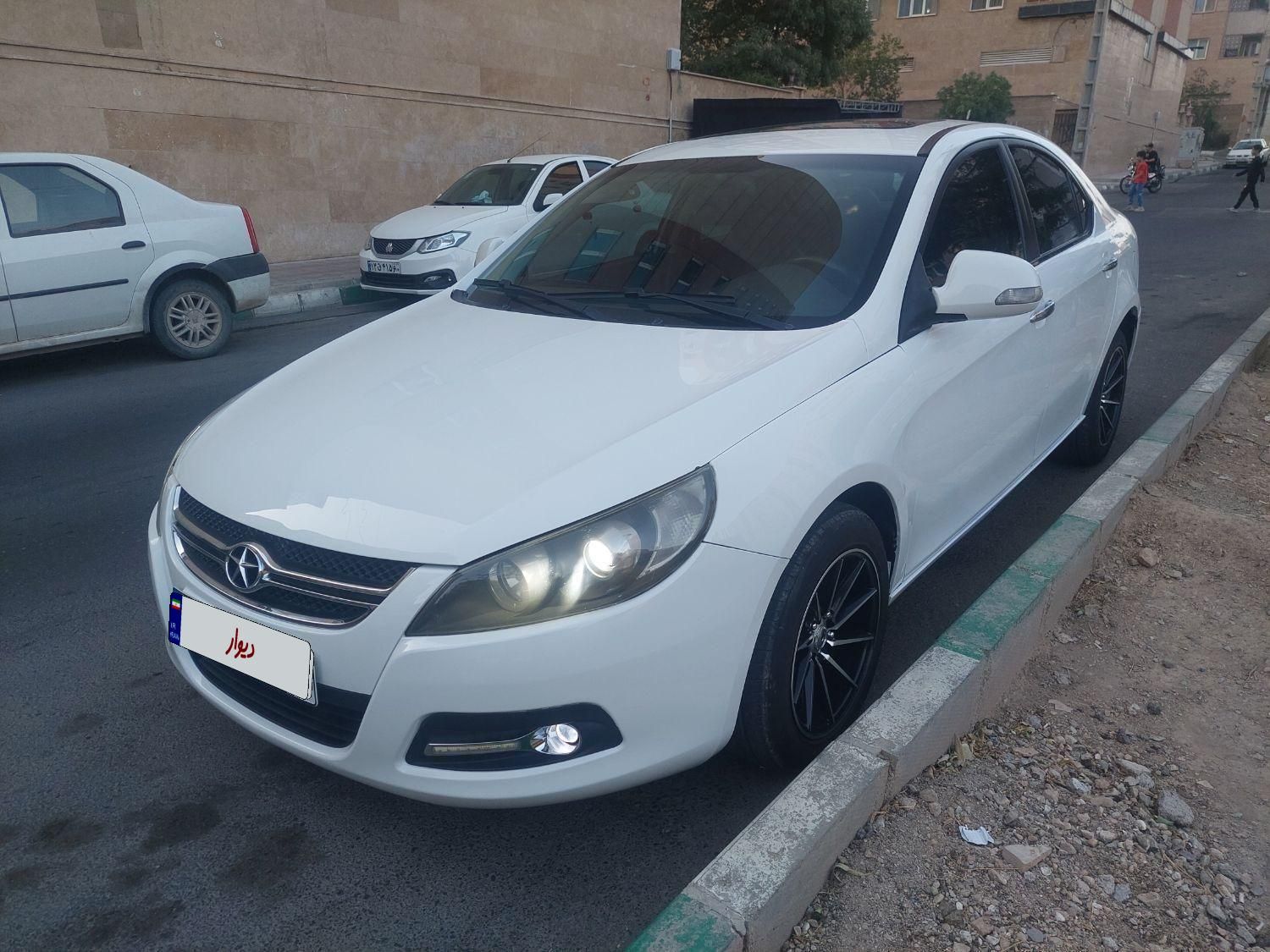 جک J5 اتوماتیک - 1396