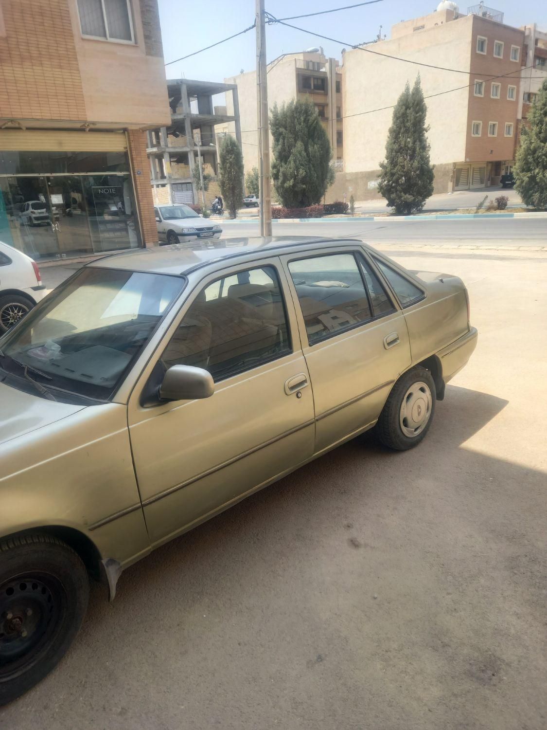 دوو سیلو سدان - 1380