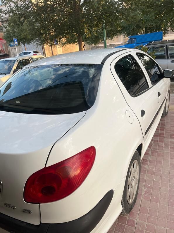 پژو ۲۰۶ صندوق دار v8 - 1394