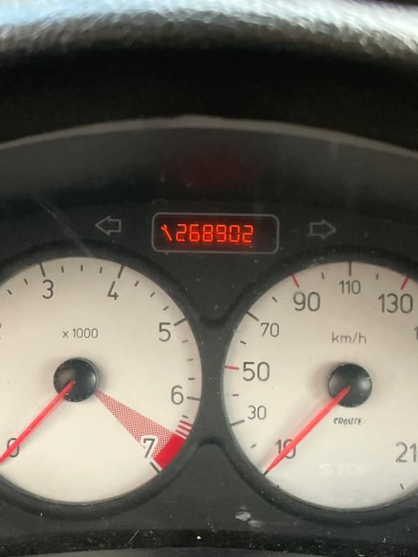 پژو ۲۰۶ صندوق دار v8 - 1394