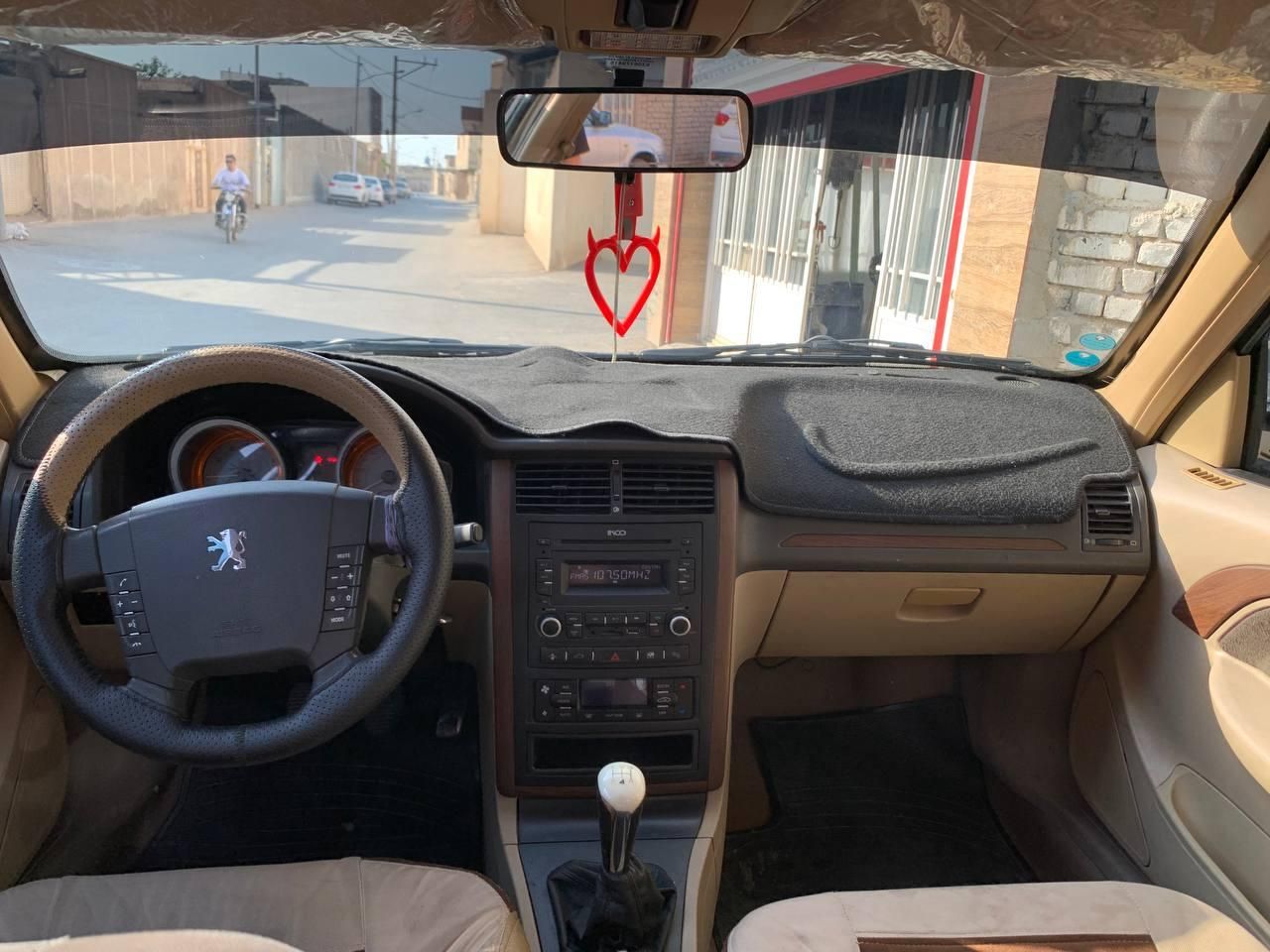 پژو پارس سال - 1395
