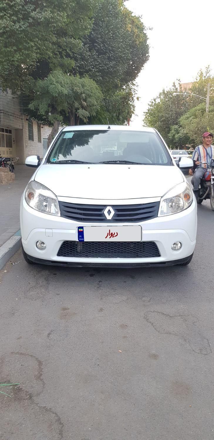 خودرو رنو، ساندرو آگهی ann_19403284