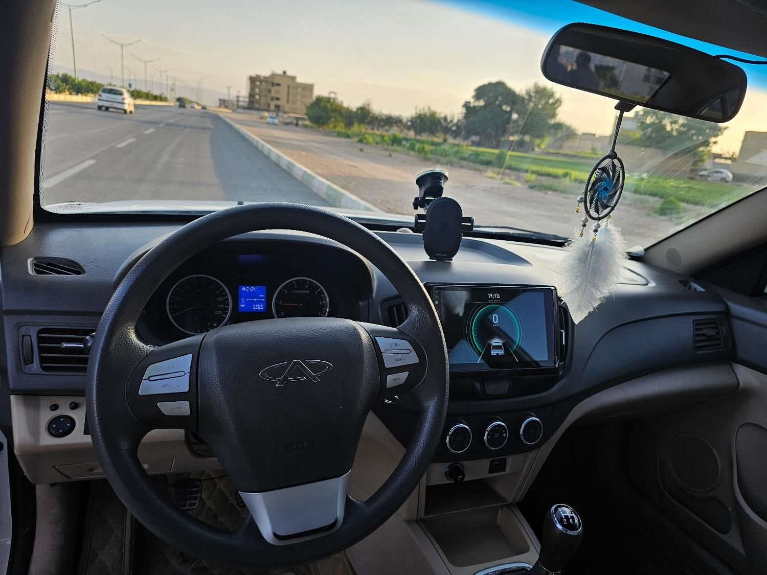 ام وی ام 550 دنده‌ای - 1394