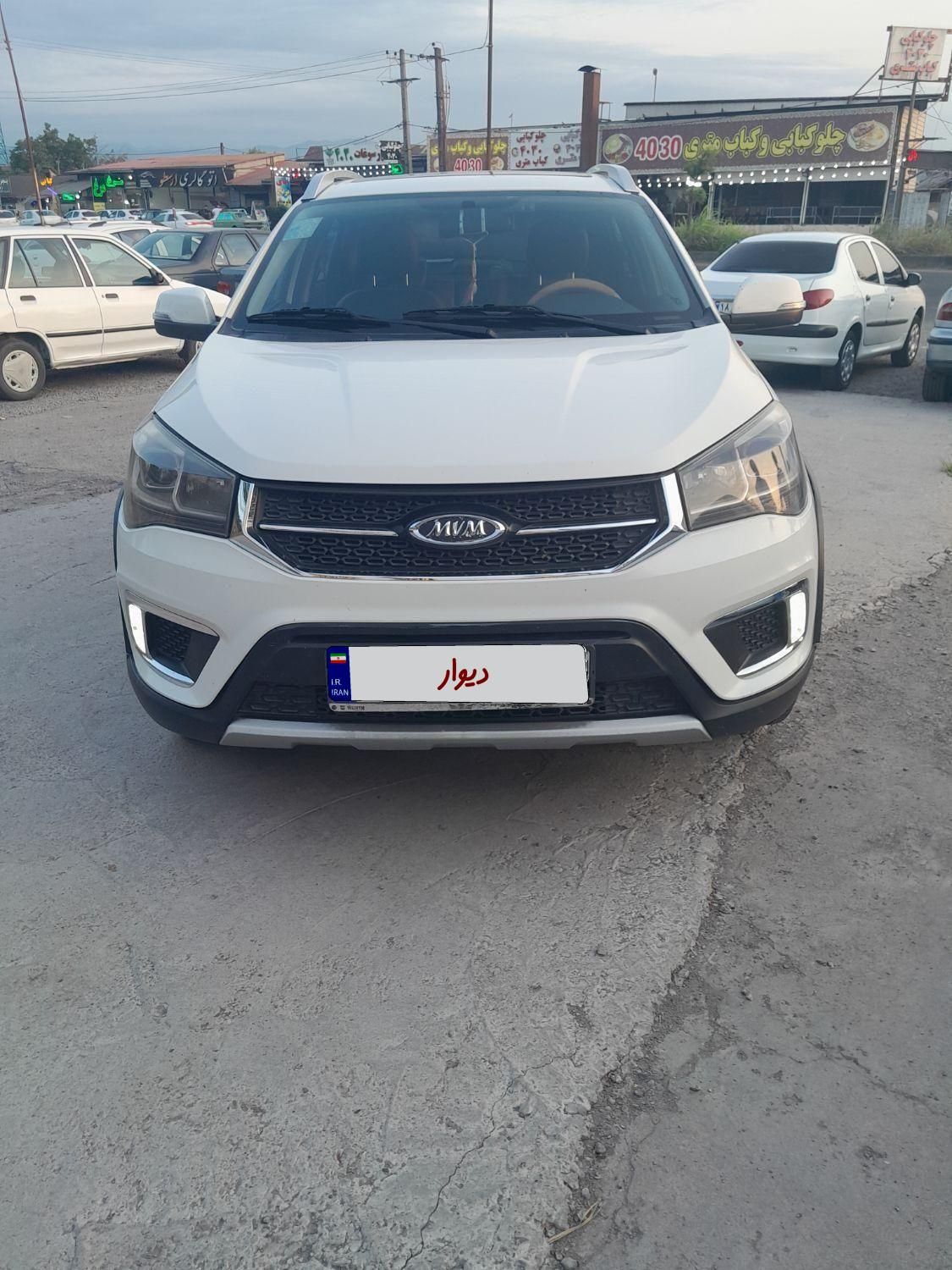خودرو ام وی ام، X22 آگهی ann_19403823