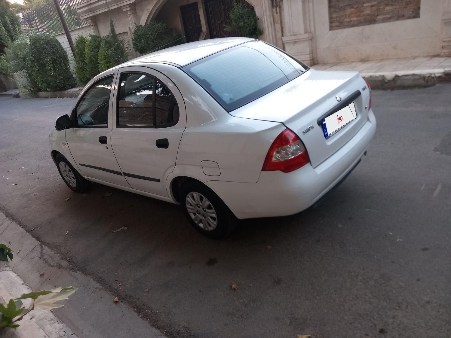 تیبا صندوق دار SX - 1398