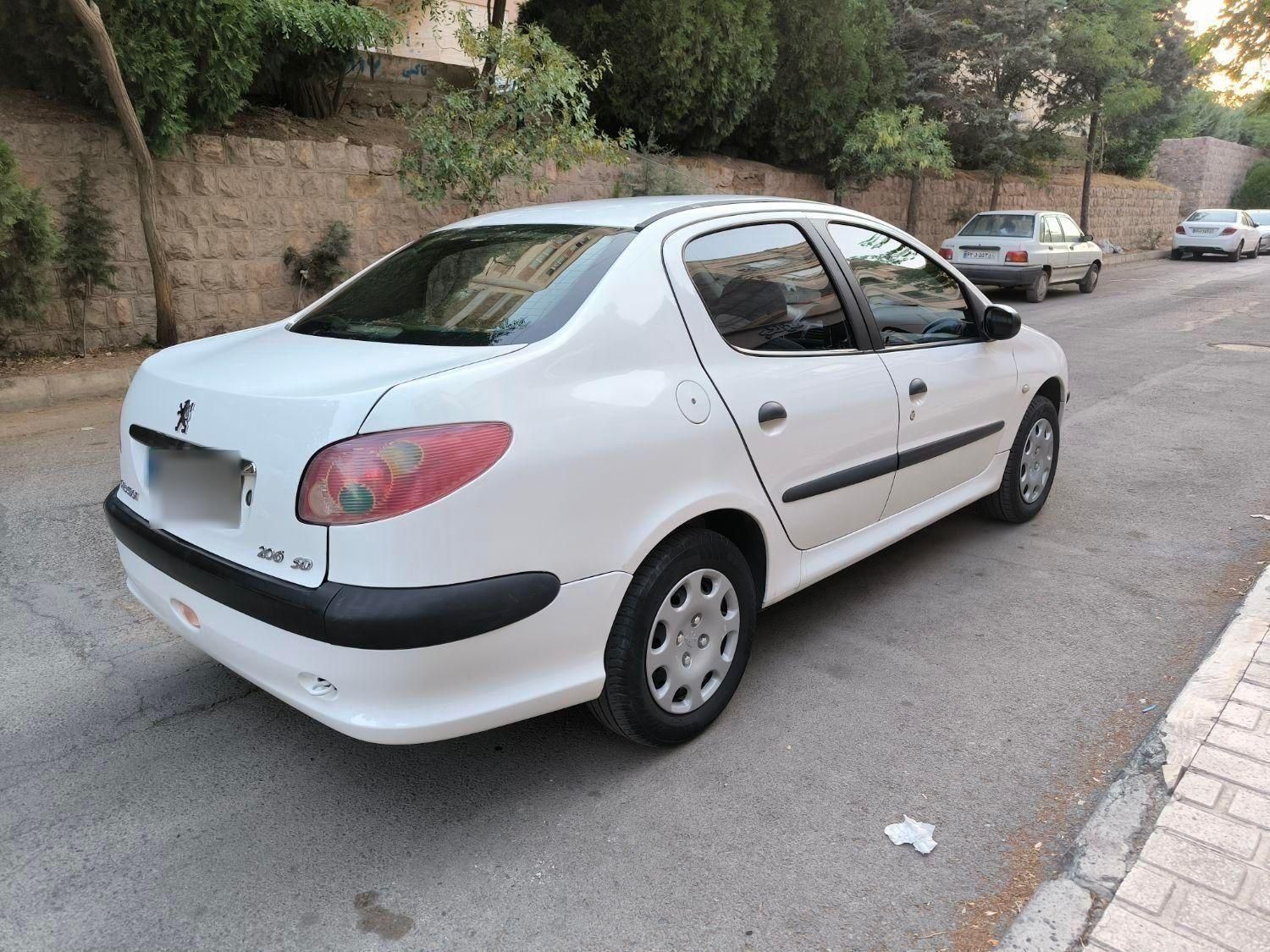 پژو ۲۰۶ صندوق دار v9 - 1390