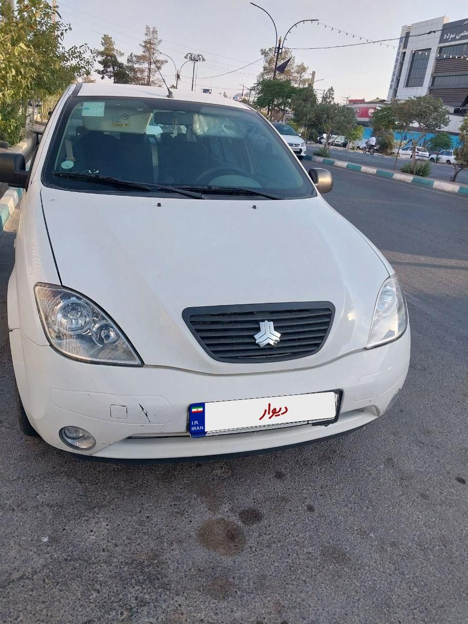 تیبا صندوق دار SX - 1401