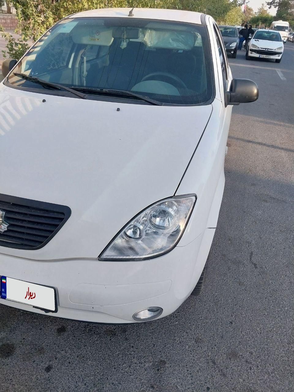 تیبا صندوق دار SX - 1401