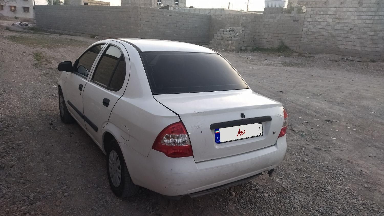 تیبا صندوق دار SX - 1392