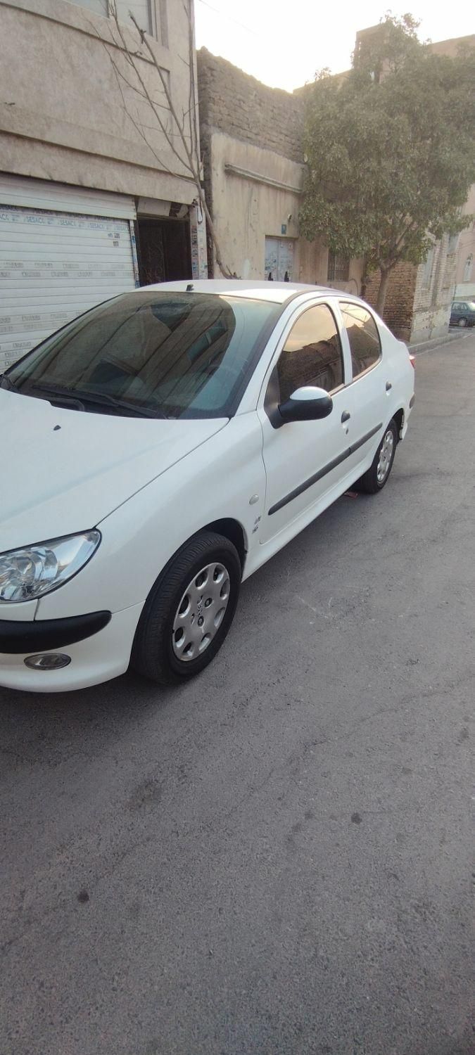 پژو ۲۰۶ صندوق دار v8 - 1398