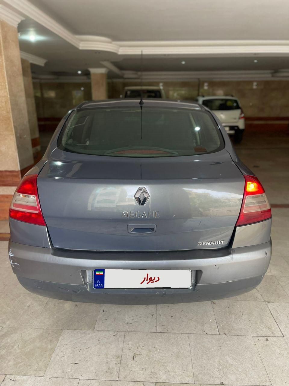 رنو مگان پارس خودرو 2000 - 1388