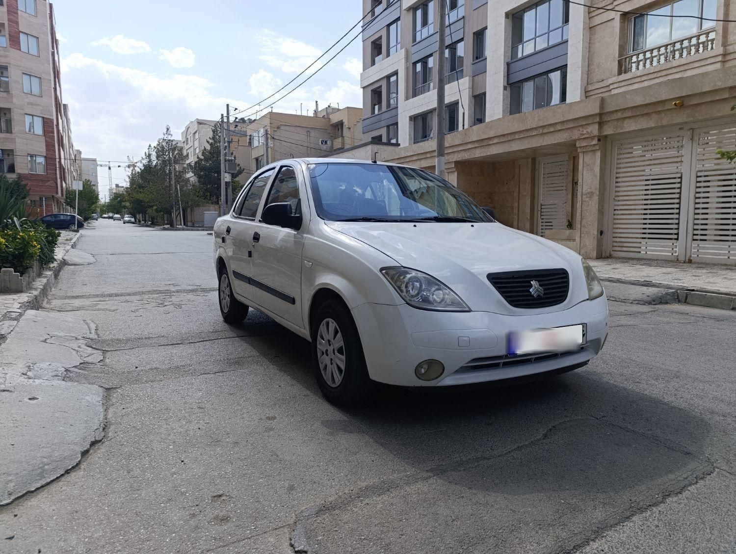 تیبا صندوق دار SX - 1394