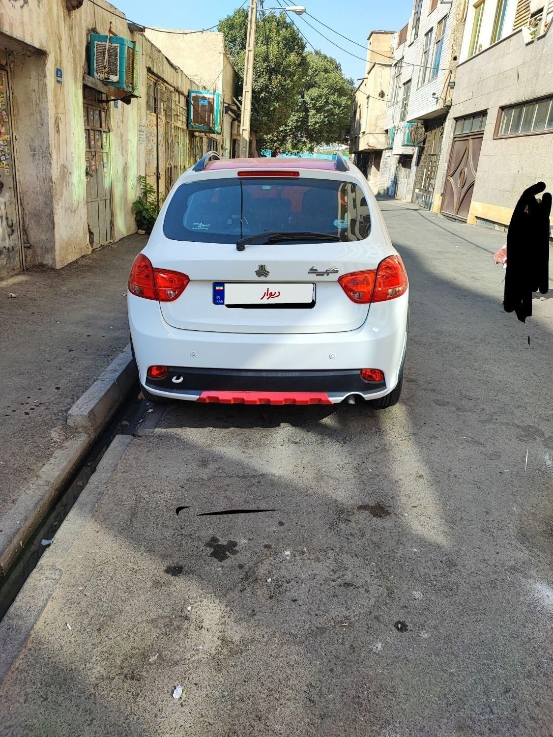 خودرو کوییک، R آگهی ann_19404471